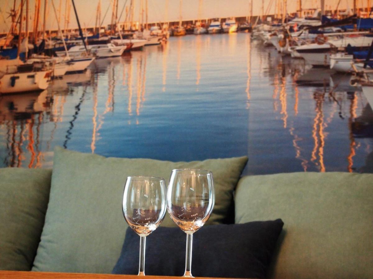 Apartament Yacht Park Marina Gdynia Exteriör bild