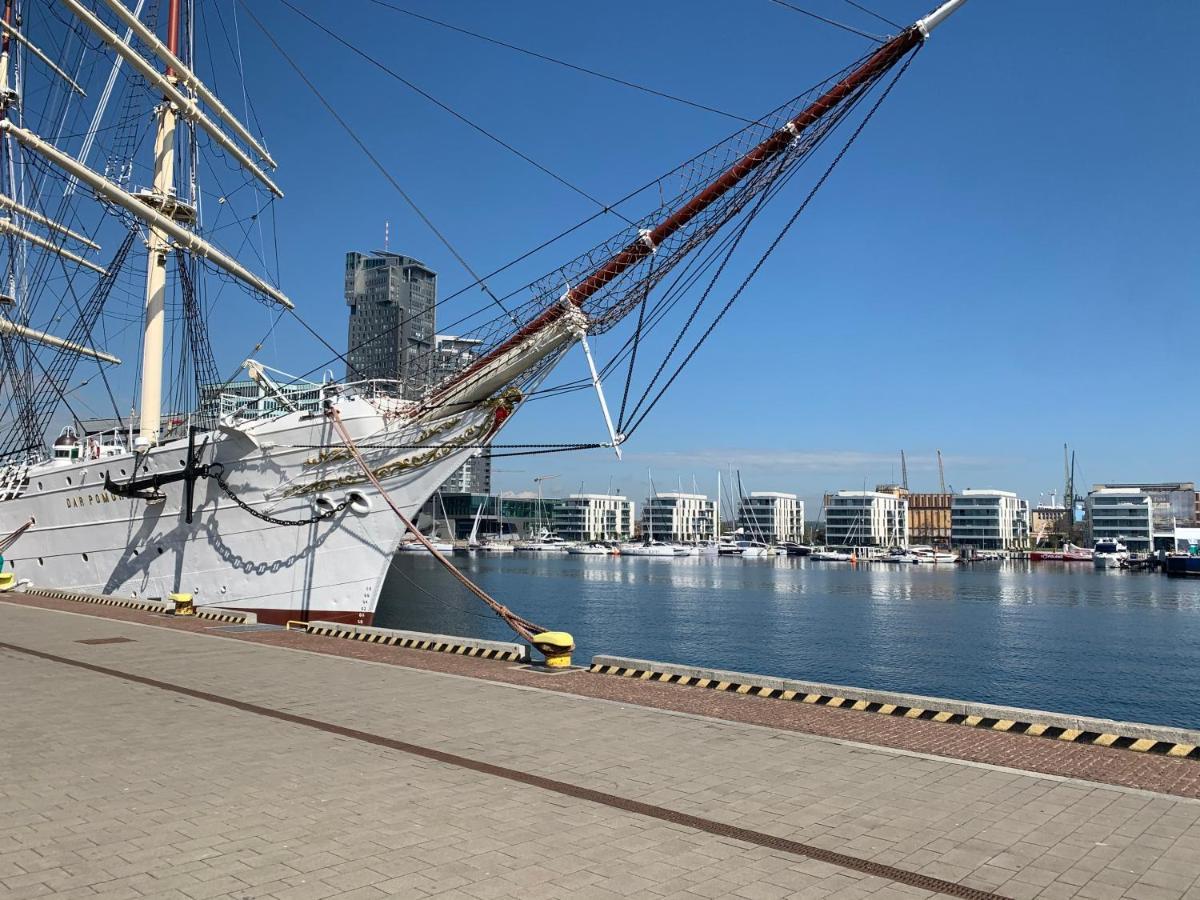 Apartament Yacht Park Marina Gdynia Exteriör bild