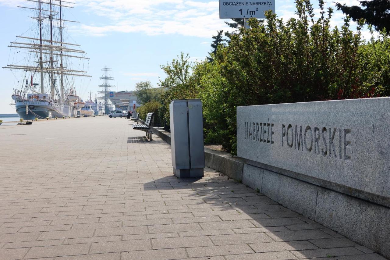 Apartament Yacht Park Marina Gdynia Exteriör bild
