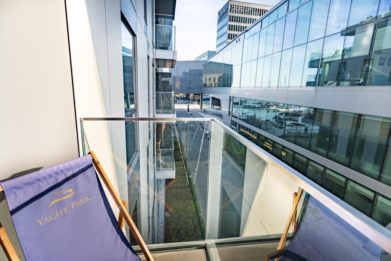 Apartament Yacht Park Marina Gdynia Exteriör bild